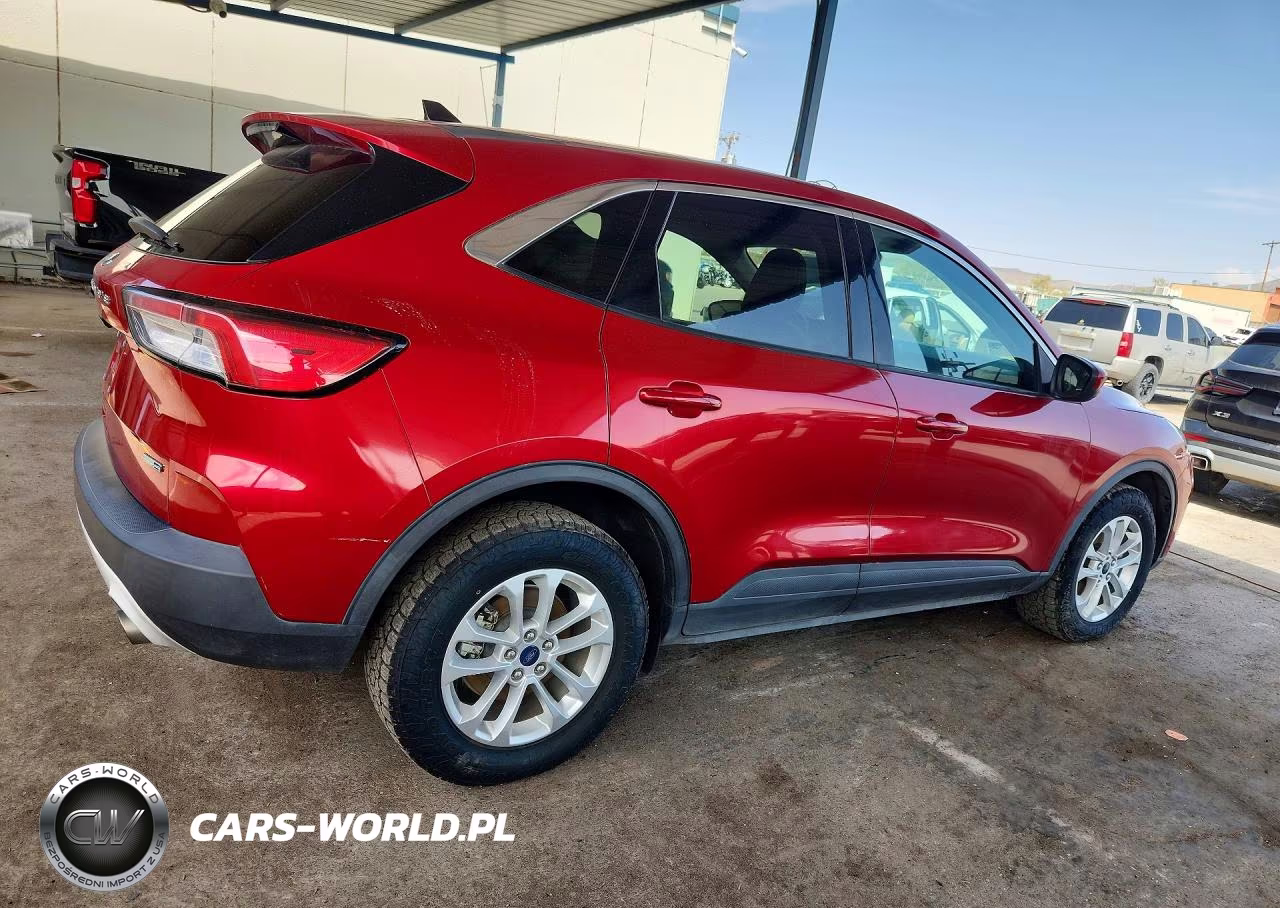 FORD ESCAPE SE VIN:1FMCU9G68LUA35121 - 3