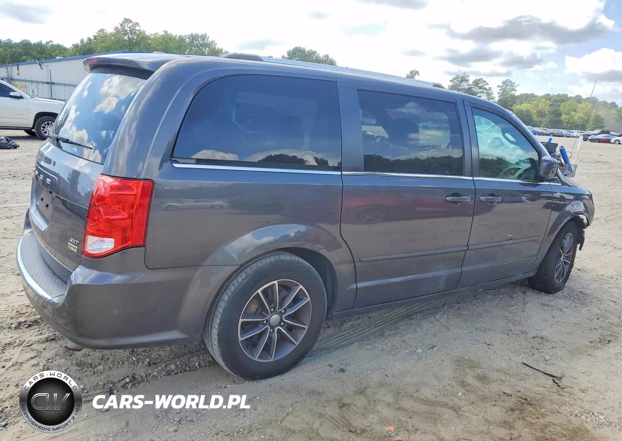 2017 Dodge Grand Caravan Sxt VIN:2C4RDGCG1HR755141 - 3
