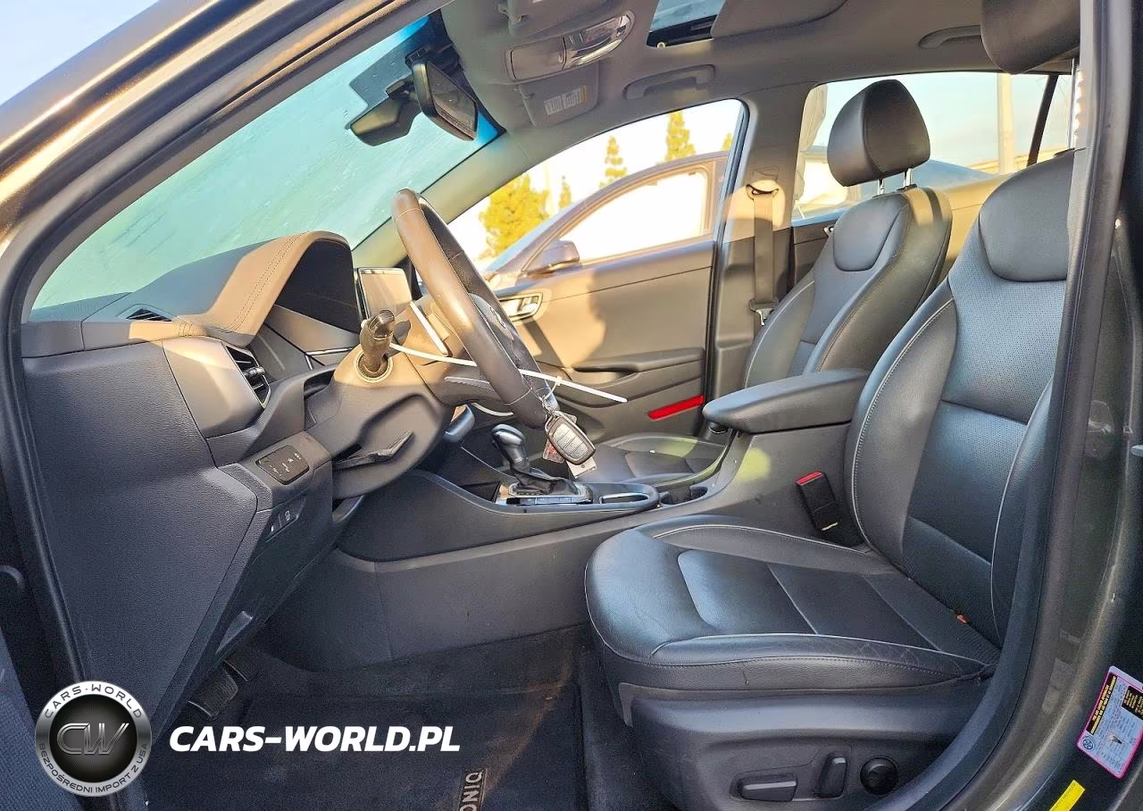 2022 Hyundai Ioniq Limited VIN:KMHC05LC3NU265829 - 7