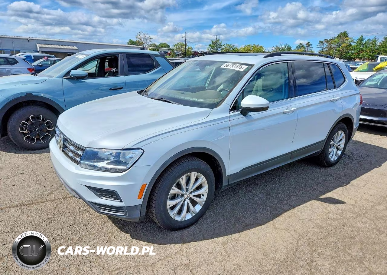 2019 Volkswagen Tiguan Se VIN:3VV2B7AX1KM029676 - 1