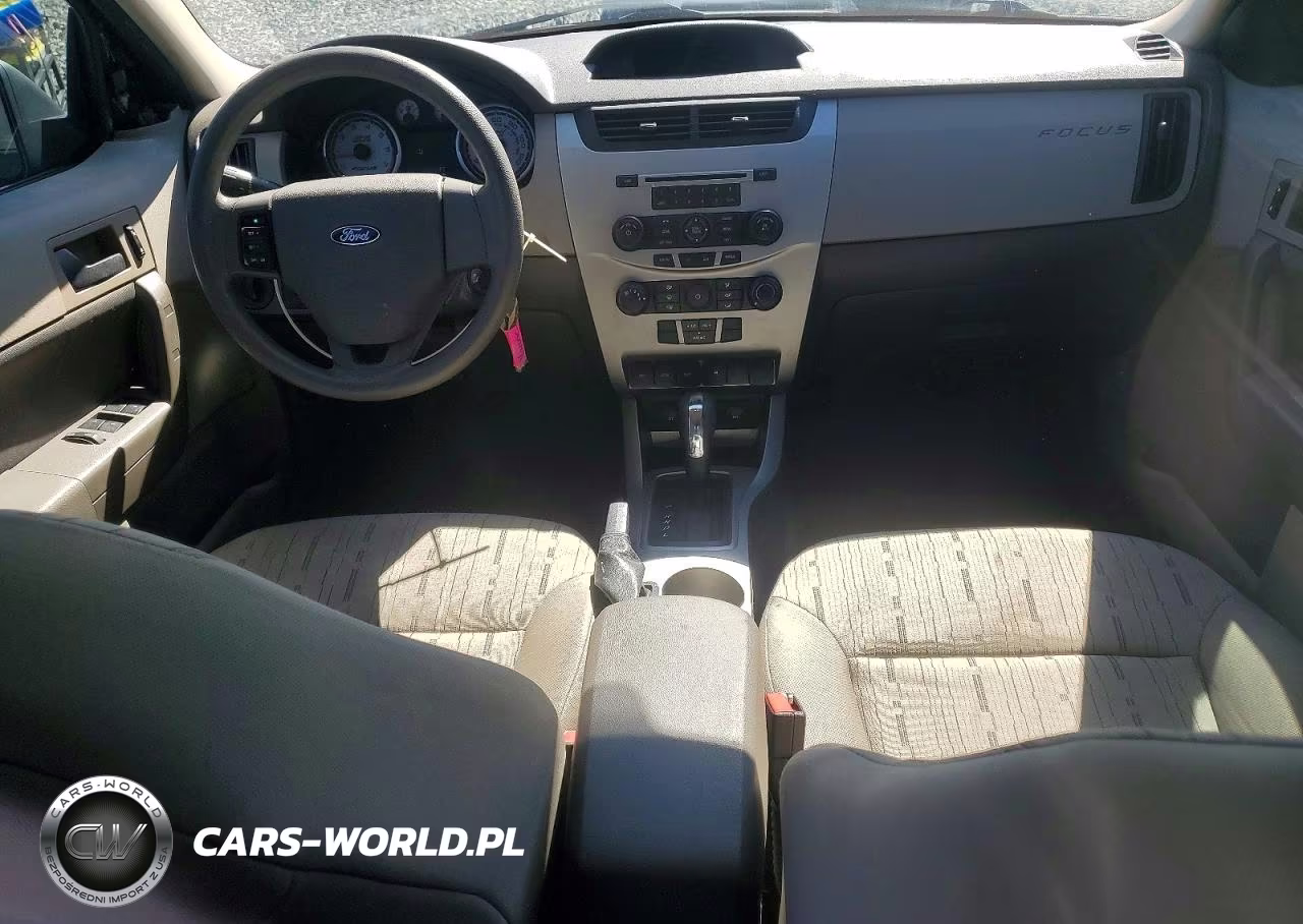 2010 Ford Focus Se VIN:1FAHP3FN5AW137068 - 8