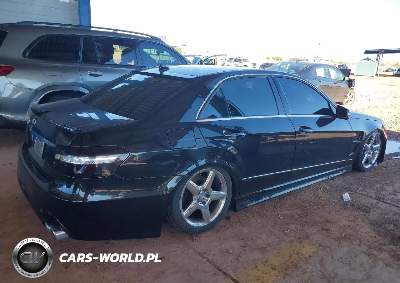 2010 Mercedes-Benz E 550 VIN:WDDHF7CB3AA107214 - 3