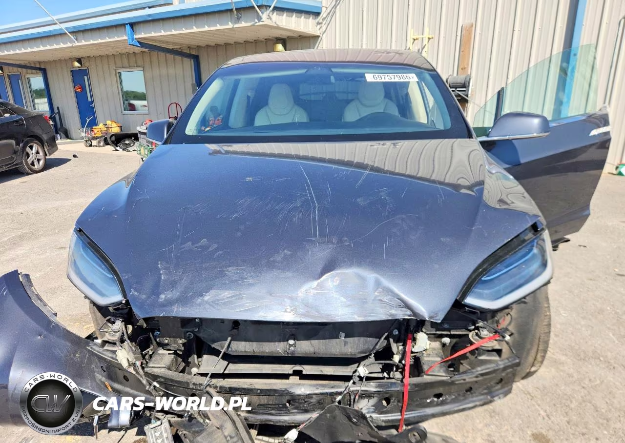 2019 Tesla Model X VIN:5YJXCDE22KF158934 - 5