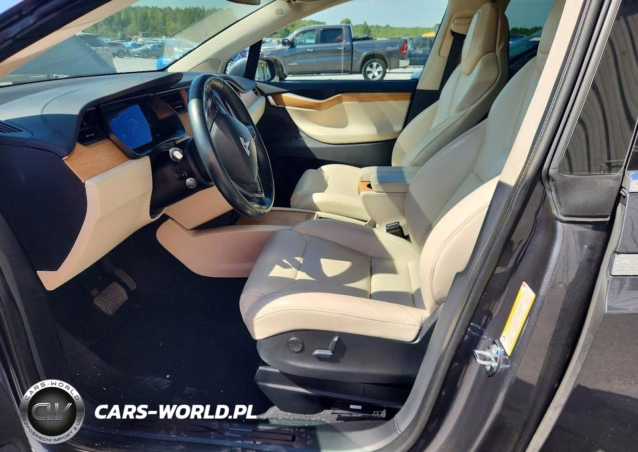 2019 Tesla Model X VIN:5YJXCDE22KF158934 - 7
