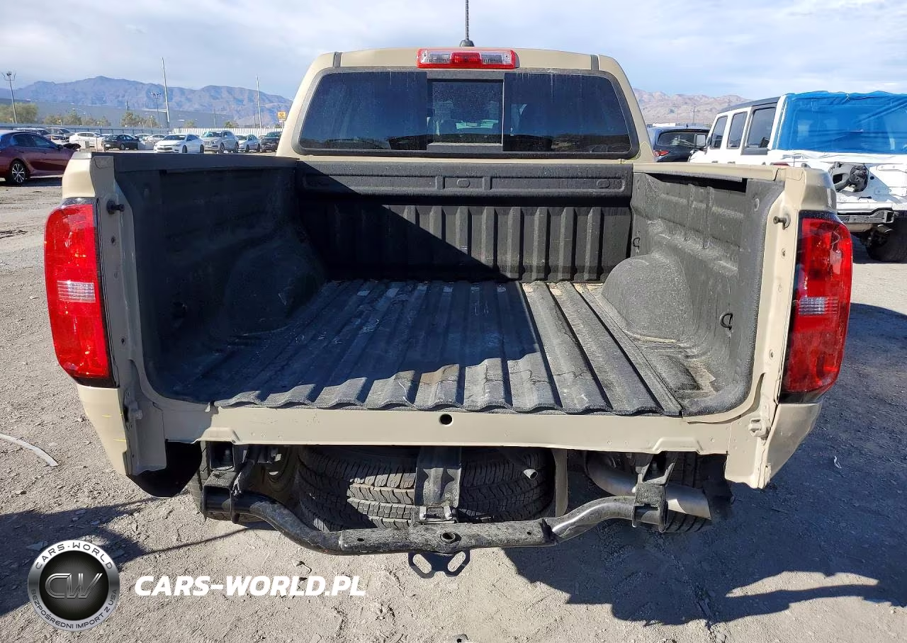 2022 Chevrolet Colorado Z71 VIN:1GCGTDENXN1300812 - 6