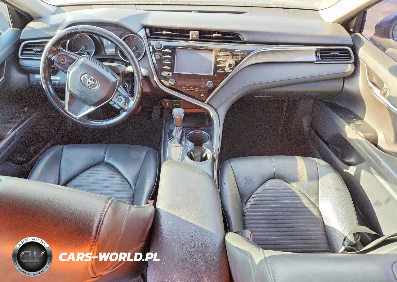 2019 Toyota Camry Se VIN:4T1B11HK0KU752726 - 8