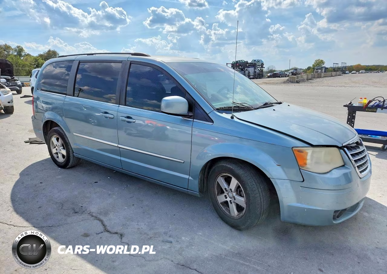 2010 Chrysler Town & Country Touring VIN:2A4RR5D11AR309166 - 4