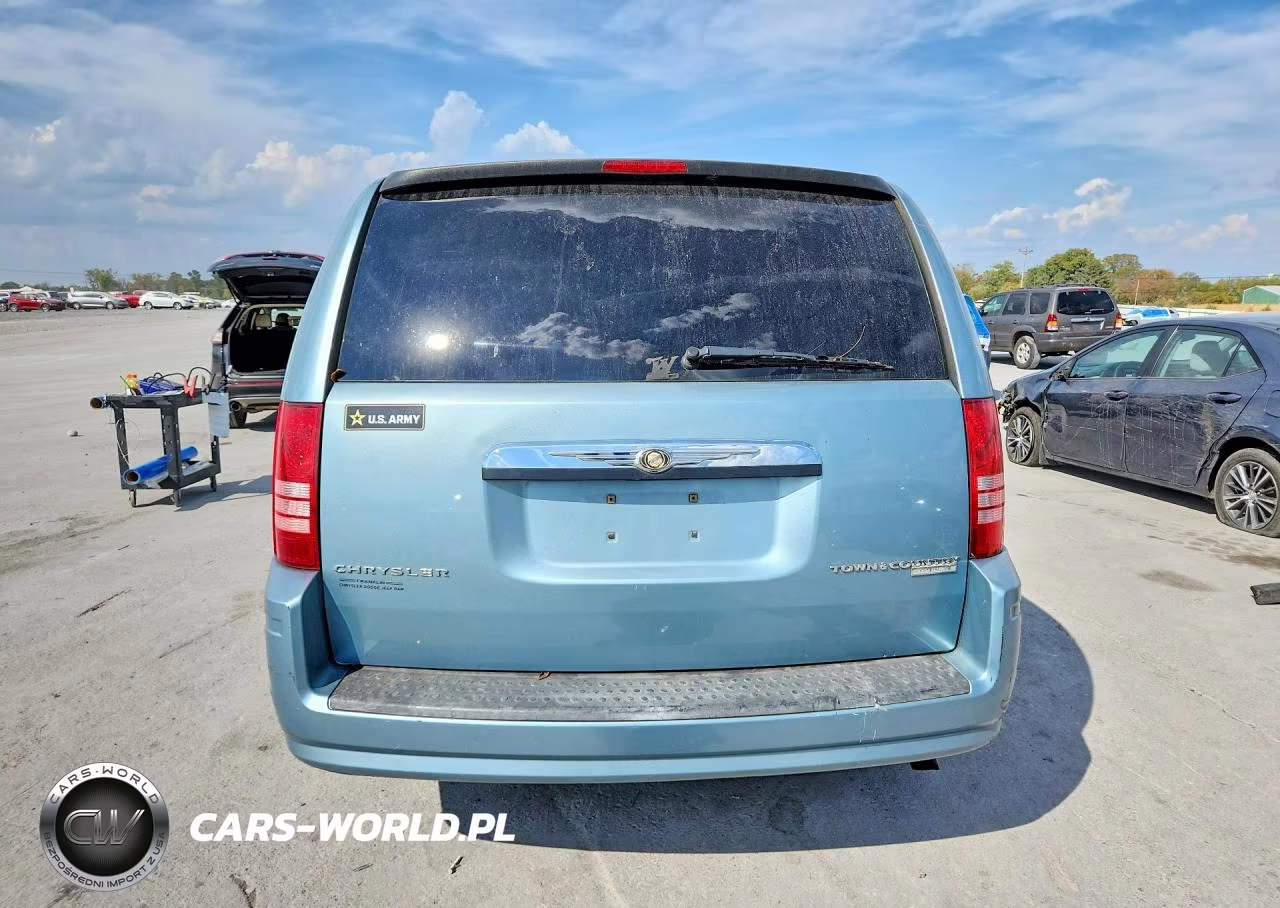 2010 Chrysler Town & Country Touring VIN:2A4RR5D11AR309166 - 6