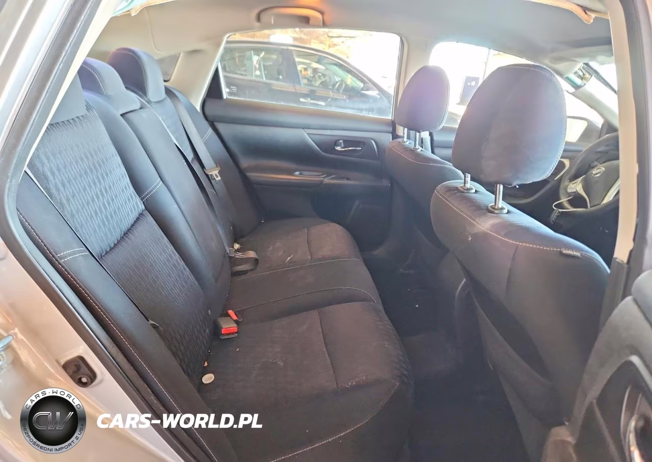 2017 Nissan Altima 2.5 S VIN:1N4AL3AP8HN365748 - 10