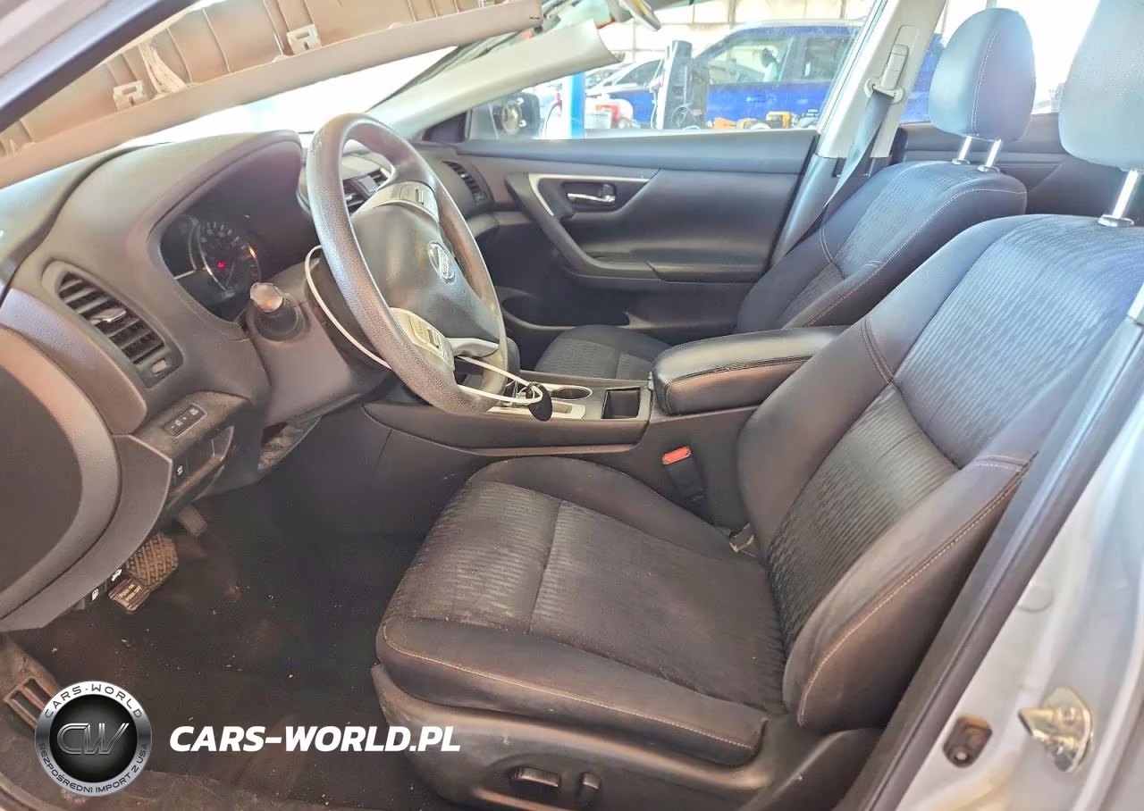 2017 Nissan Altima 2.5 S VIN:1N4AL3AP8HN365748 - 7