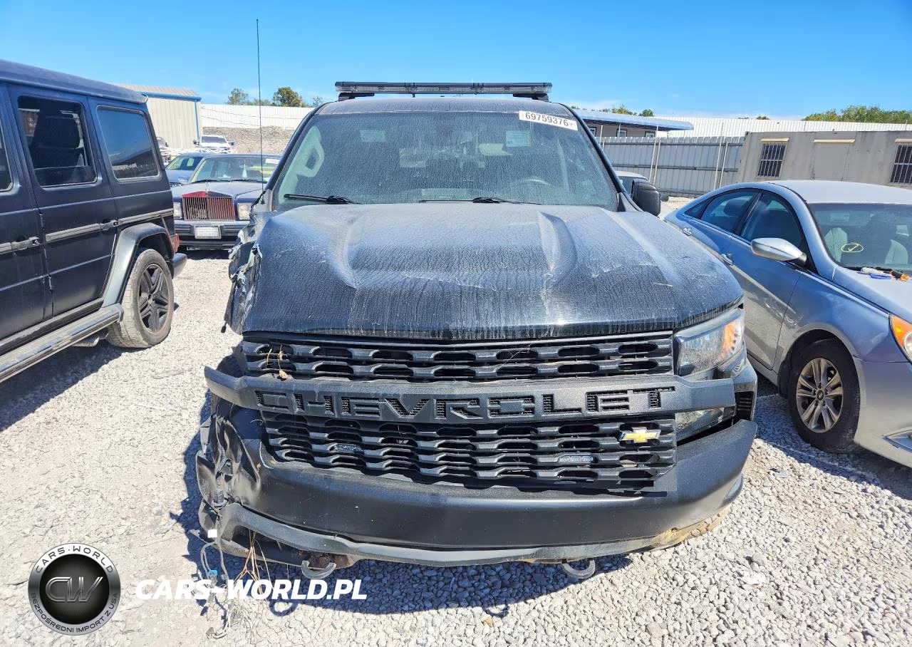 2021 Chevrolet Silverado K1500 VIN:1GCUYAEF9MZ156441 - 5