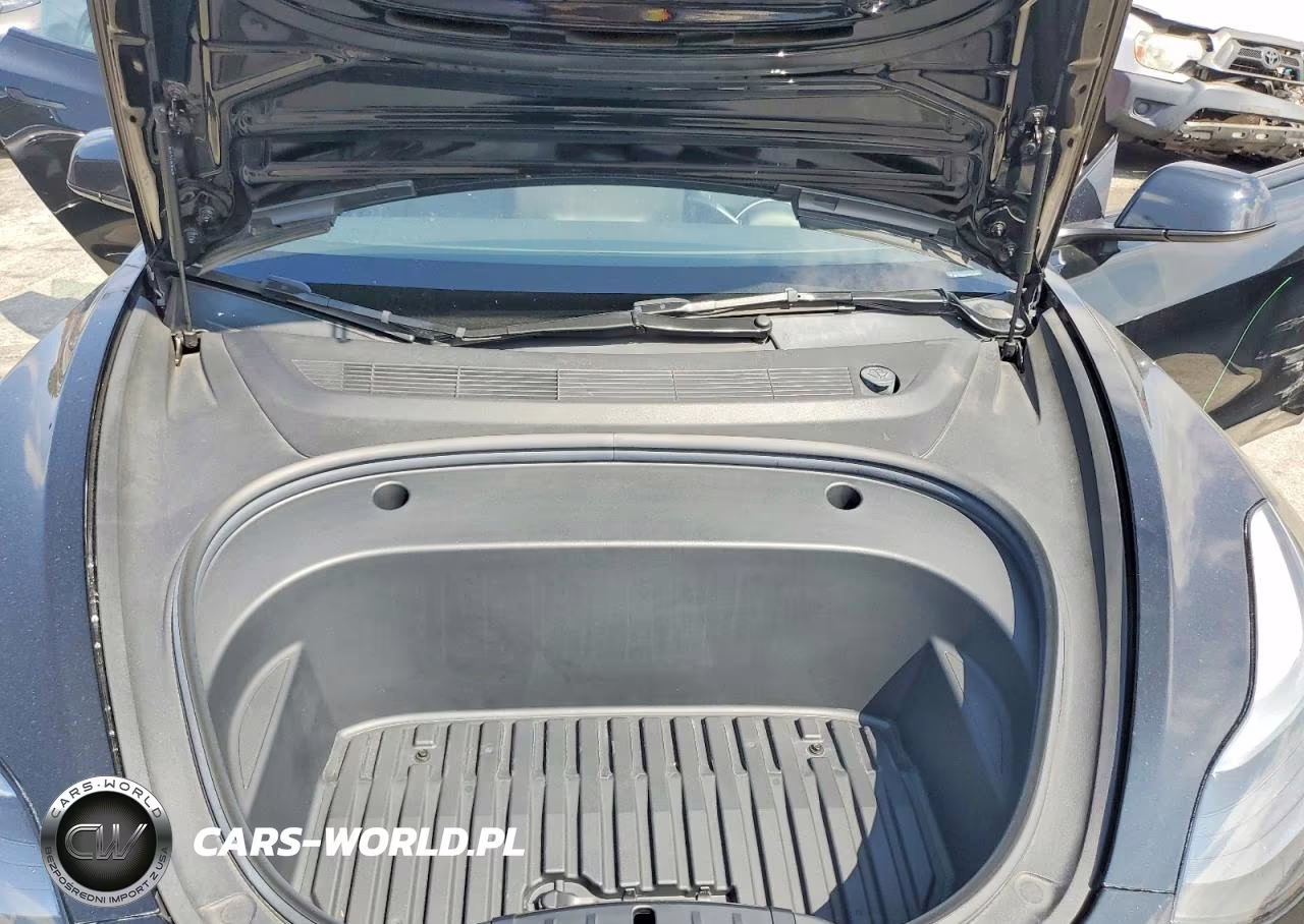 2023 Tesla Model 3 VIN:5YJ3E1EA2PF568977 - 11