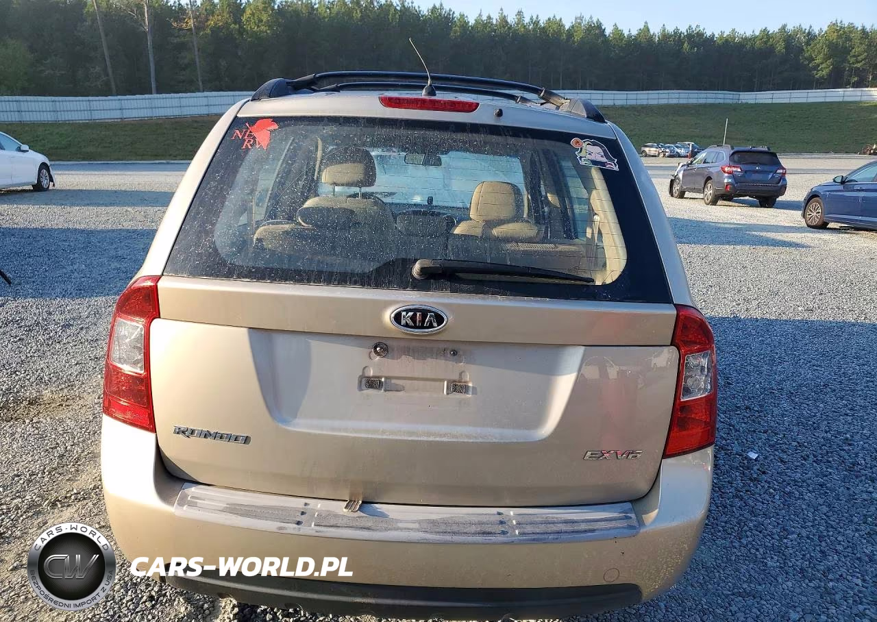 2008 Kia Rondo Lx VIN:KNAFG526X87129299 - 6