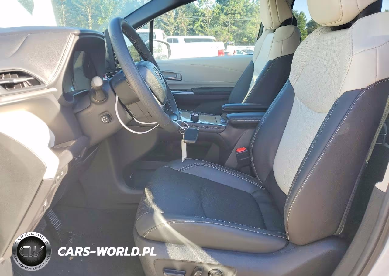 2026 Toyota Sienna Limited 7-Passenger VIN:5TDZSKFCXTS237207 - 7