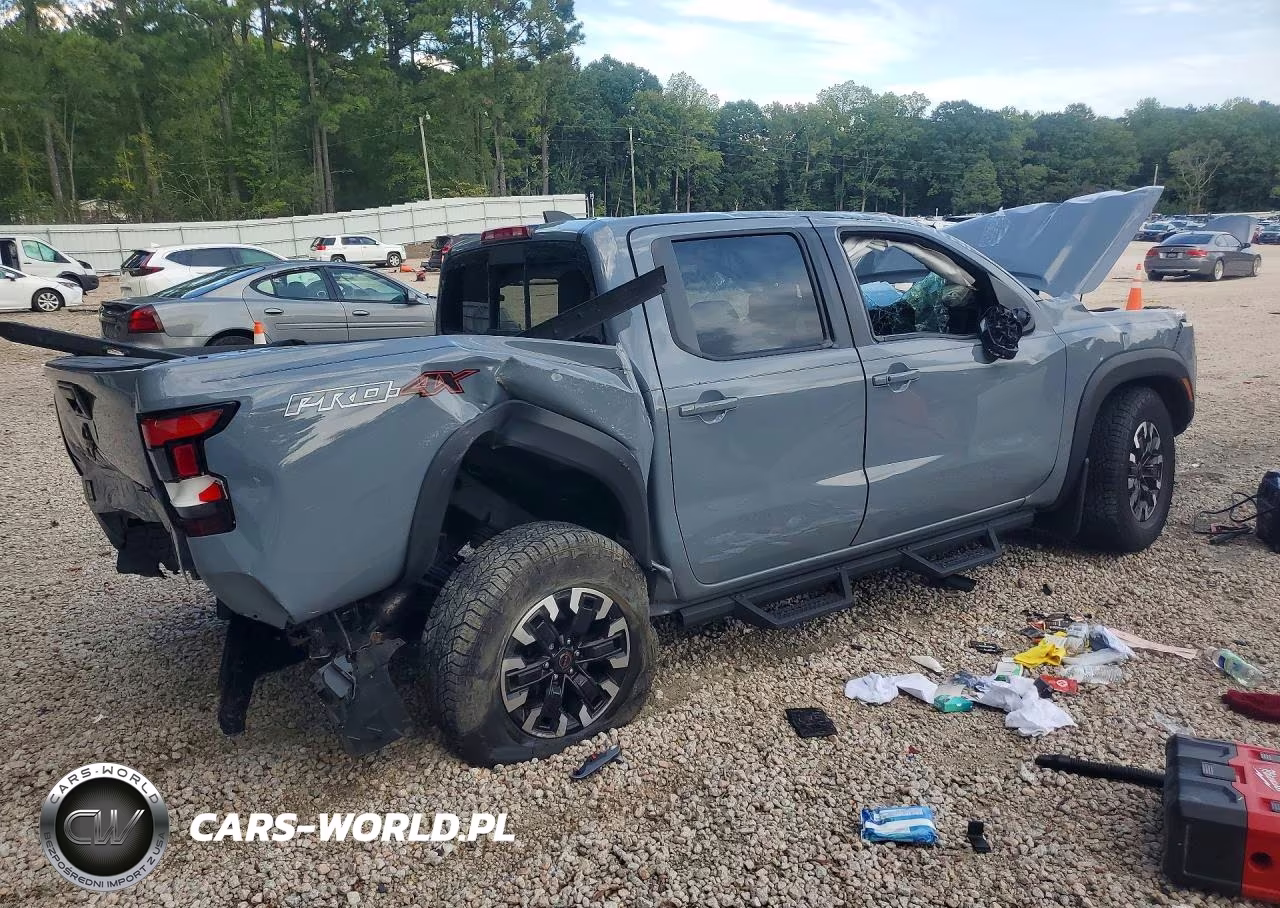 2024 Nissan Frontier Pro-4X VIN:1N6ED1EK9RN615735 - 3