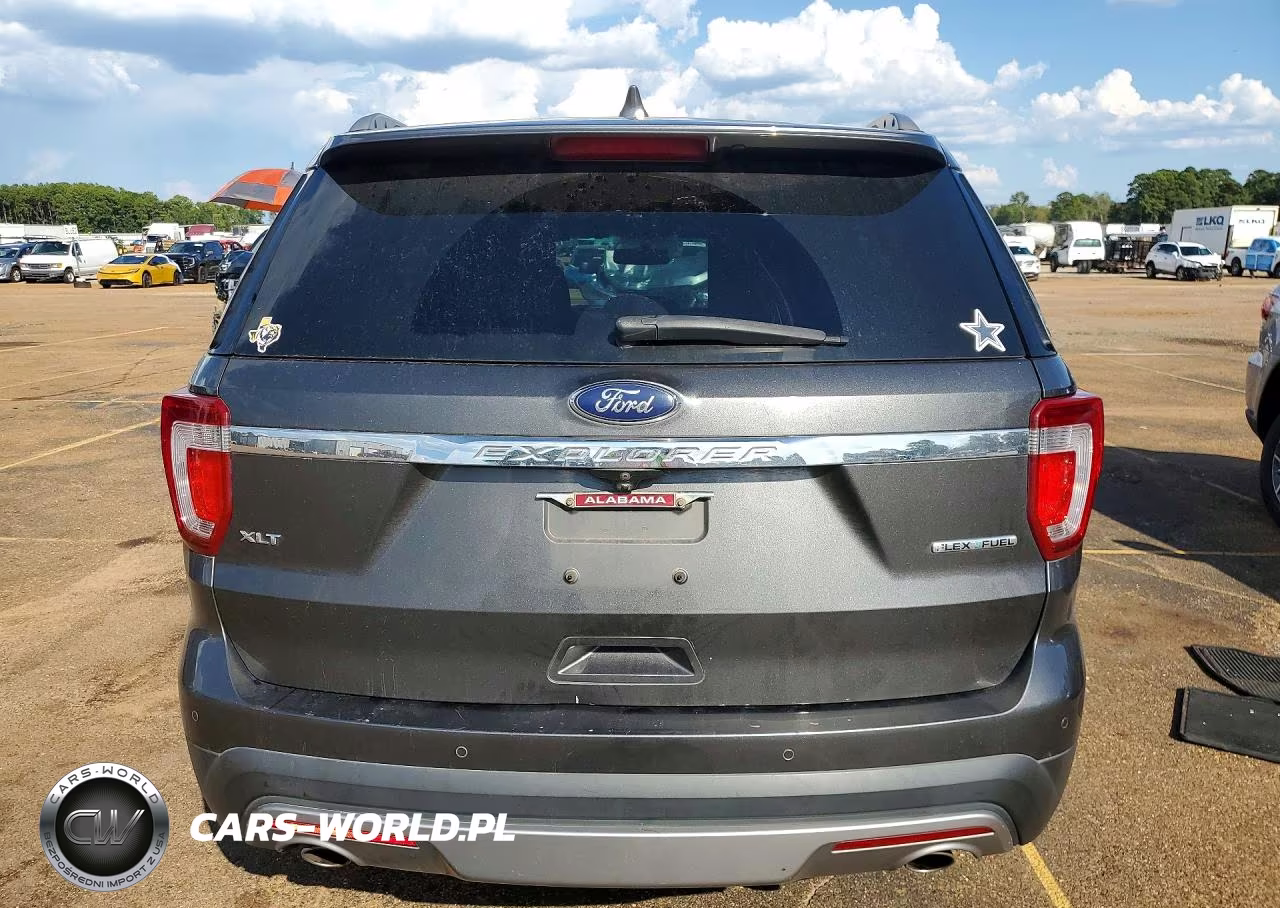 2016 Ford Explorer Xlt VIN:1FM5K7D83GGC03681 - 6