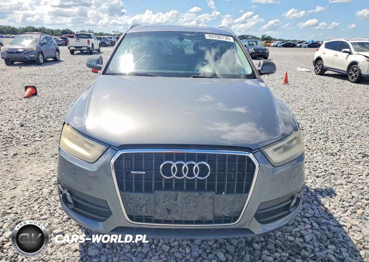 2015 Audi Q3 Premium Plus VIN:WA1EFCFS1FR001154 - 5