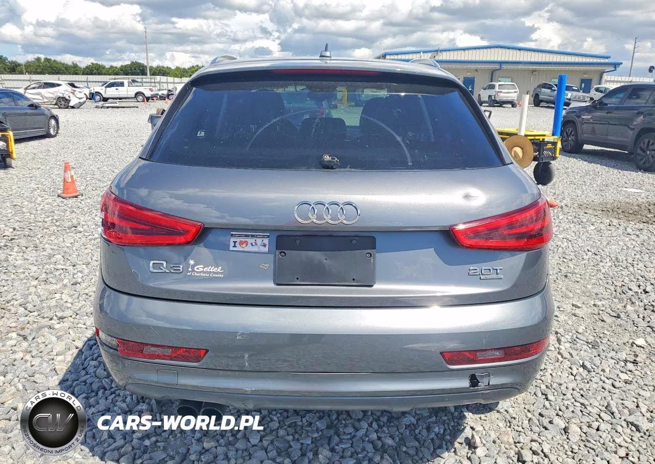 2015 Audi Q3 Premium Plus VIN:WA1EFCFS1FR001154 - 6