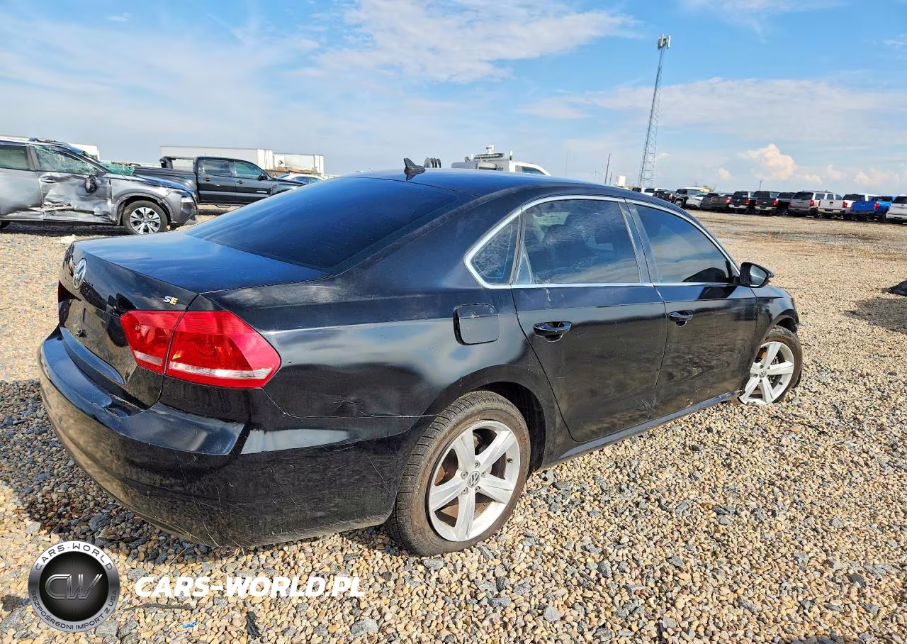 2012 Volkswagen Passat Se VIN:1VWBP7A31CC074078 - 3