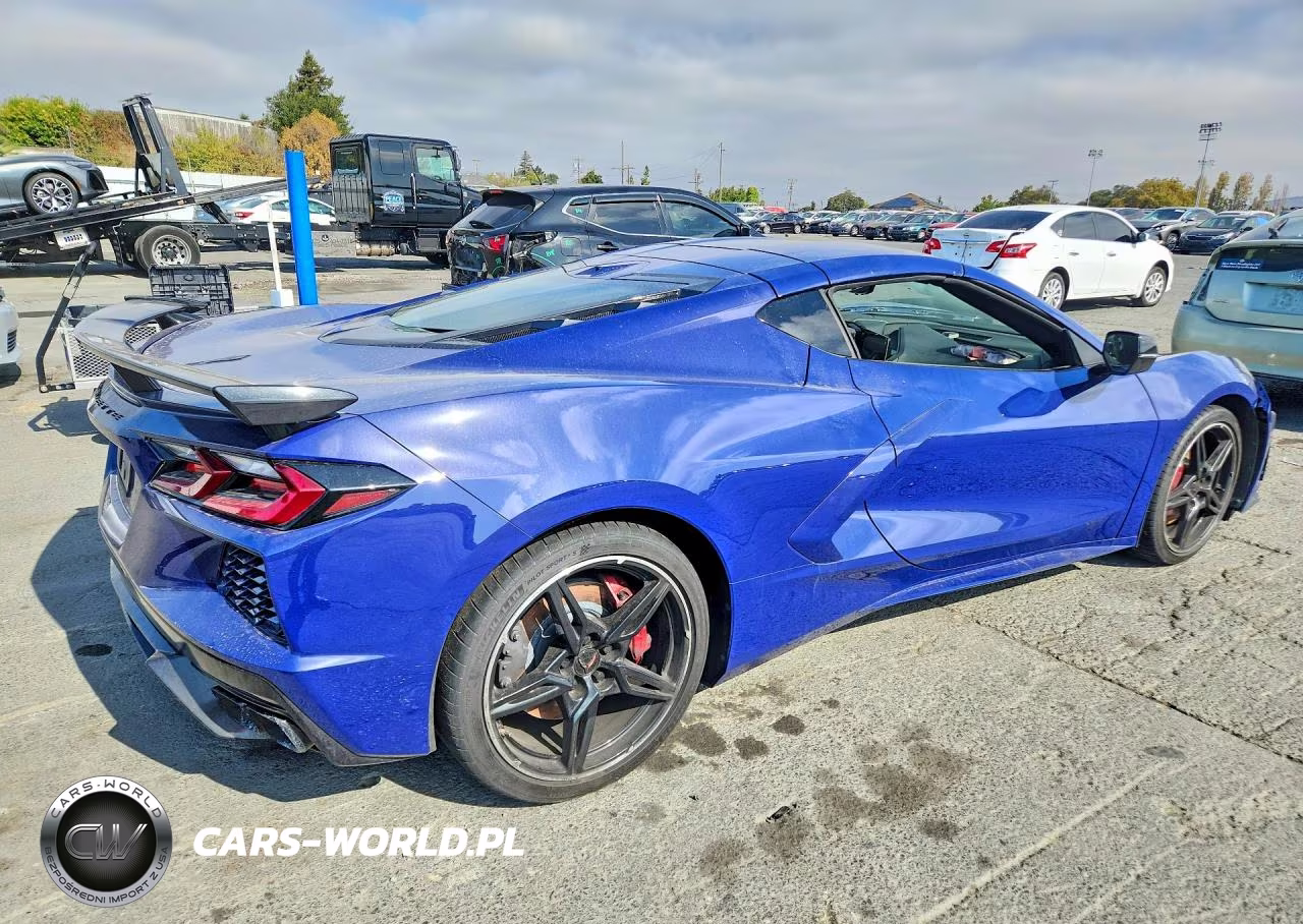 2025 Chevrolet Corvette Stingray 2Lt VIN:1G1YB2D42S5106888 - 3