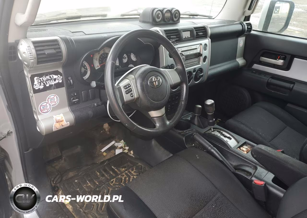 2007 Toyota Fj Cruiser Base VIN:JTEBU11FX70052201 - 8