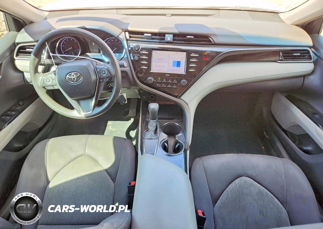 2020 Toyota Camry Le VIN:4T1C11AK1LU505022 - 8