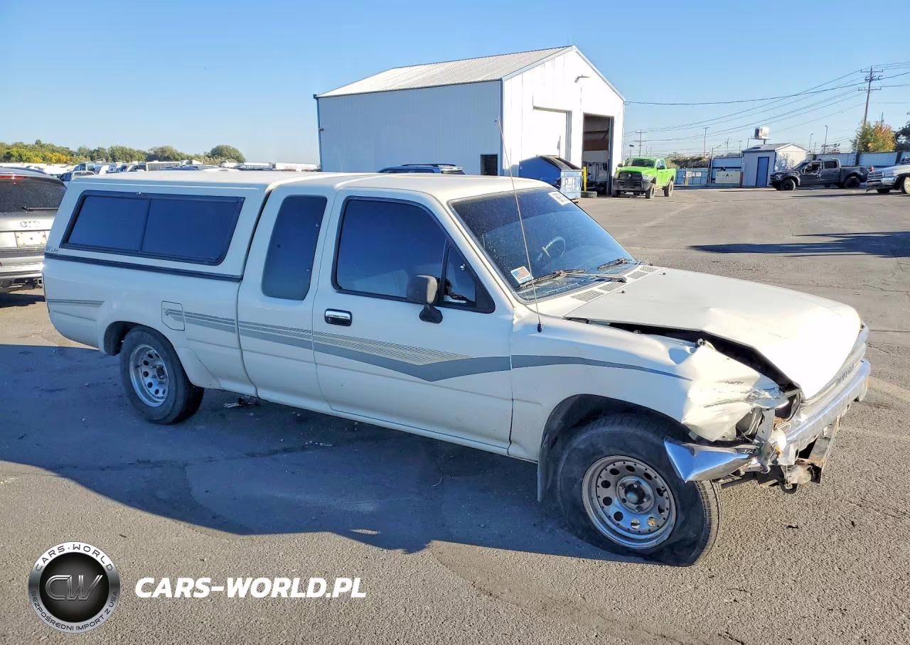 1990 Toyota Pickup Deluxe VIN:JT4RN93P8L5019361 - 4