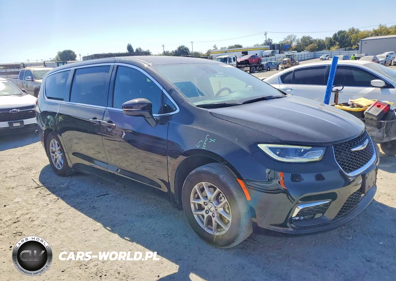 2025 Chrysler Pacifica Select VIN:2C4RC1BG4SR545027 - 4