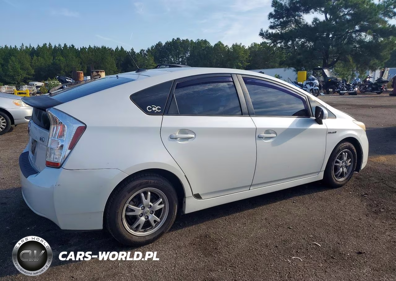 2010 Toyota Prius 4D Hatchback VIN:JTDKN3DU4A1128424 - 3