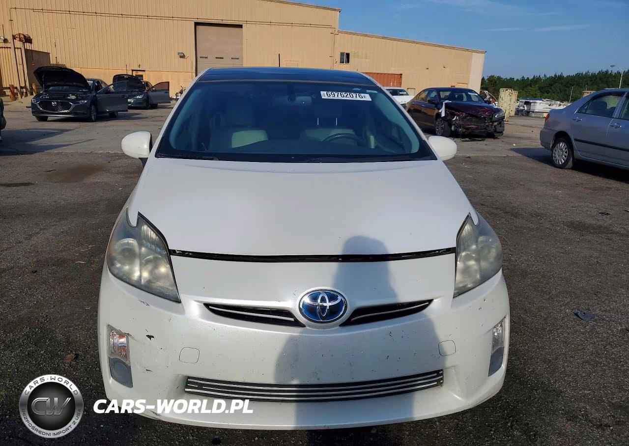 2010 Toyota Prius 4D Hatchback VIN:JTDKN3DU4A1128424 - 5