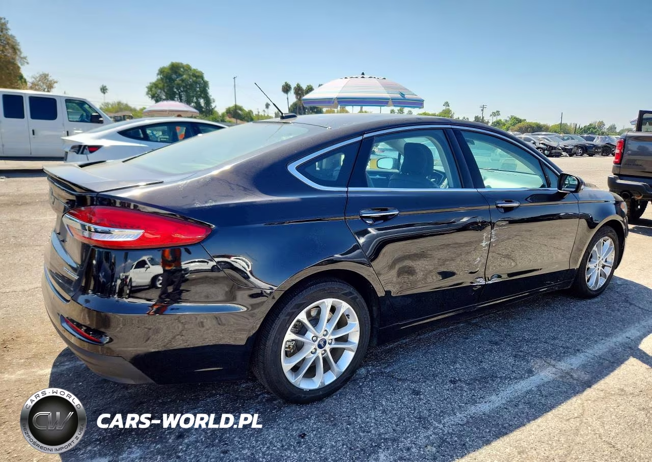2019 Ford Fusion Titanium VIN:3FA6P0SU1KR174030 - 3