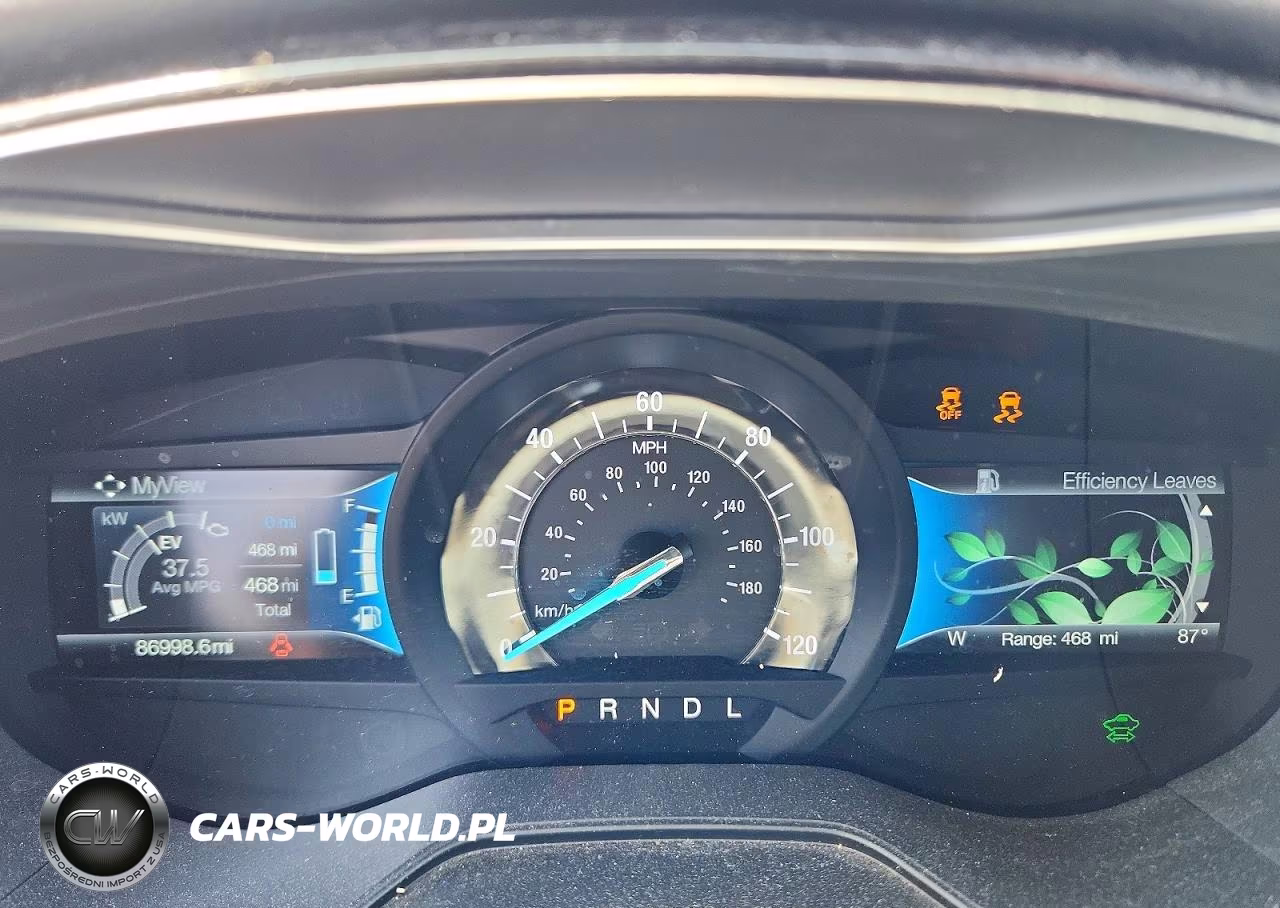 2019 Ford Fusion Titanium VIN:3FA6P0SU1KR174030 - 9