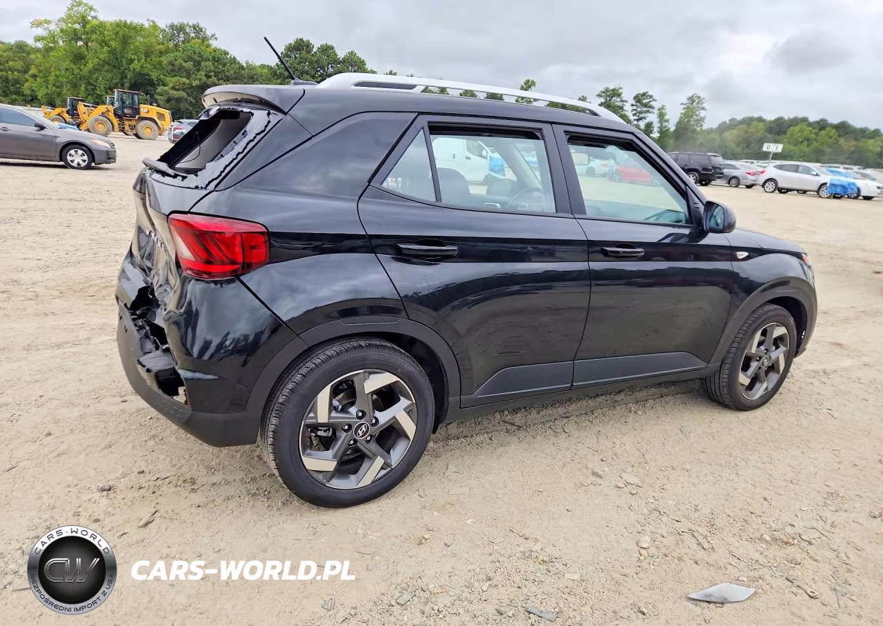 2026 Hyundai Venue Sel VIN:KMHRC8A32TU480539 - 3