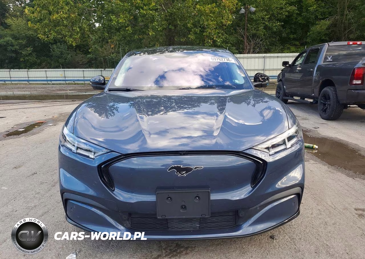 2021 Ford Mustang Mach-E Premium VIN:3FMTK3SU0MMA02340 - 5