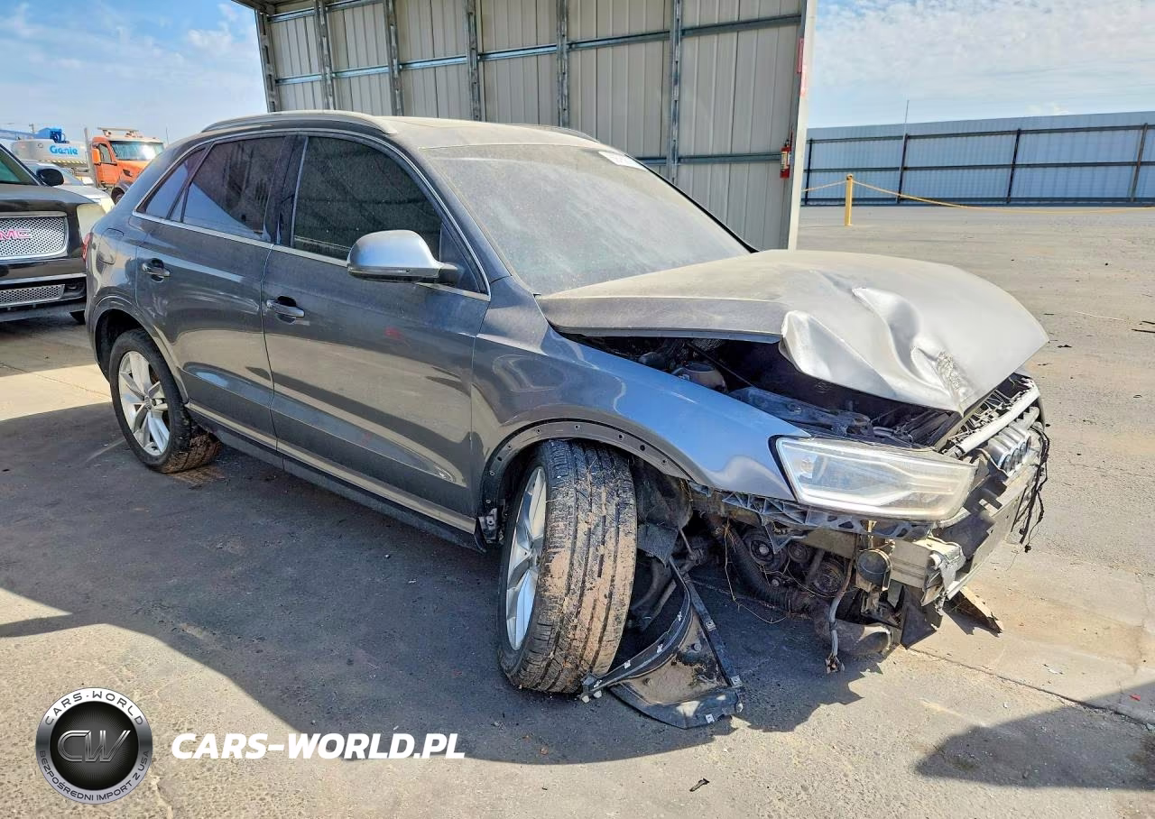 2017 Audi Q3 Premium Plus VIN:WA1HCCFSXHR011481 - 4