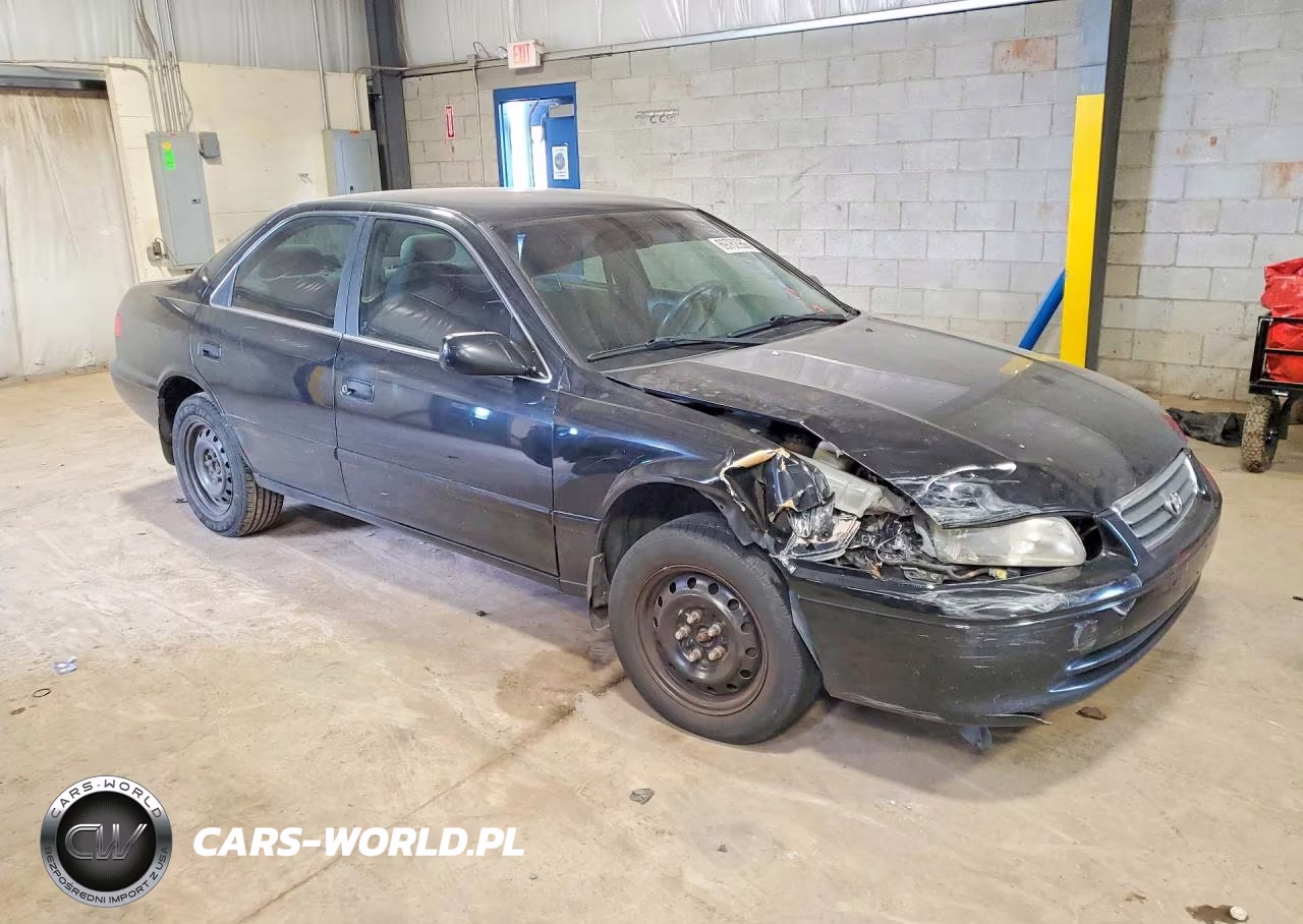 2000 Toyota Camry Le VIN:4T1BG22K8YU730303 - 4