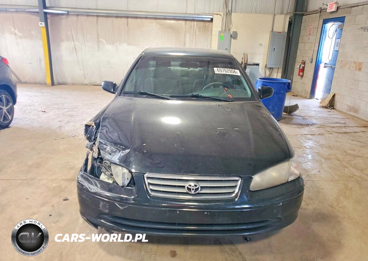 2000 Toyota Camry Le VIN:4T1BG22K8YU730303 - 5