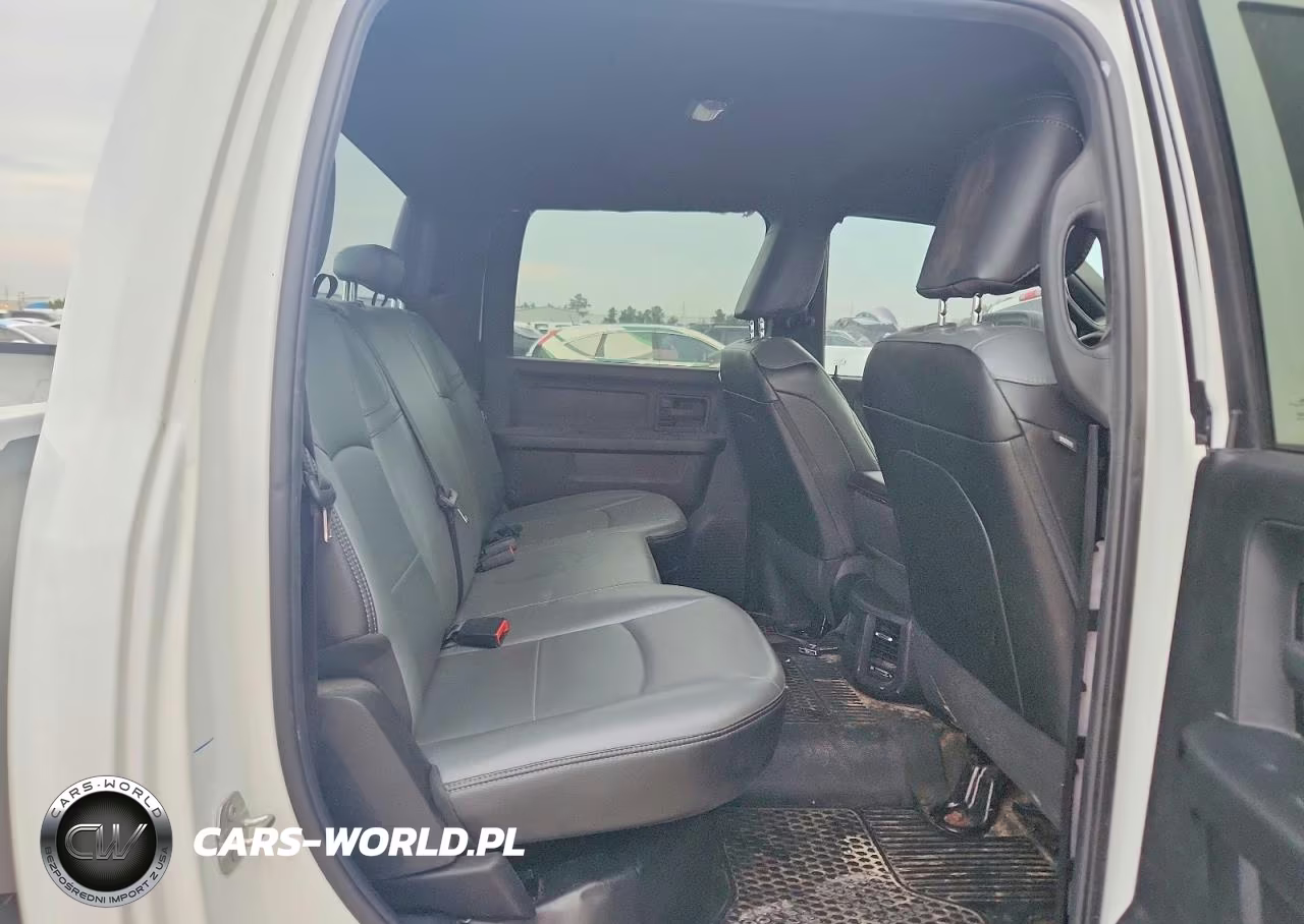 2023 Ram 2500 Tradesman VIN:3C6UR5HJ4PG611826 - 10