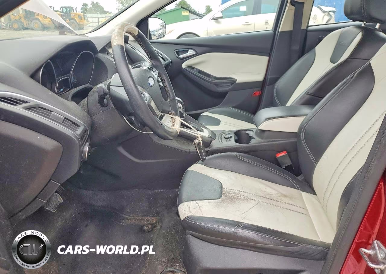 2014 Ford Focus Titanium VIN:1FADP3J28EL407297 - 7