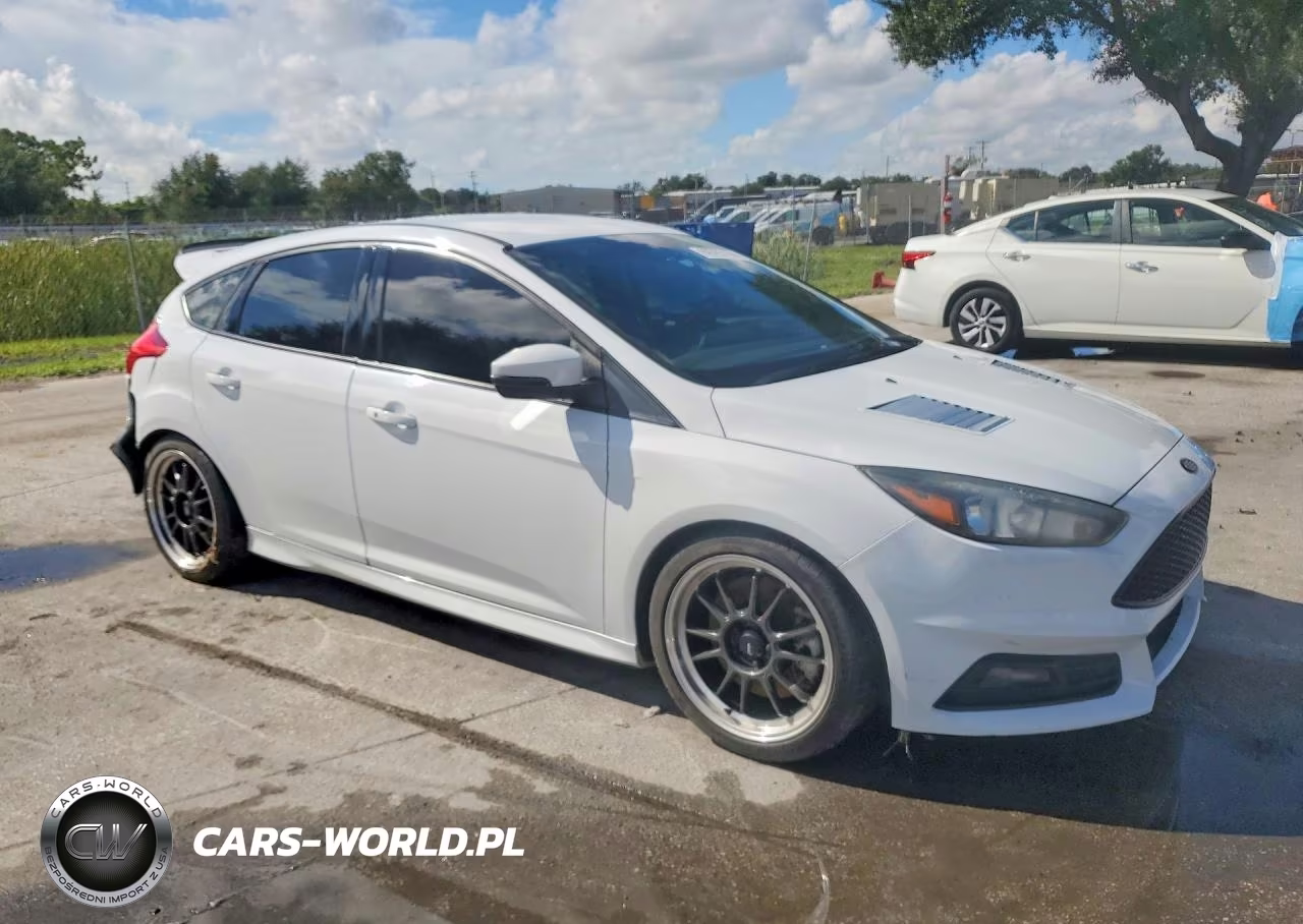 2016 Ford Focus St VIN:1FADP3L91GL309175 - 4