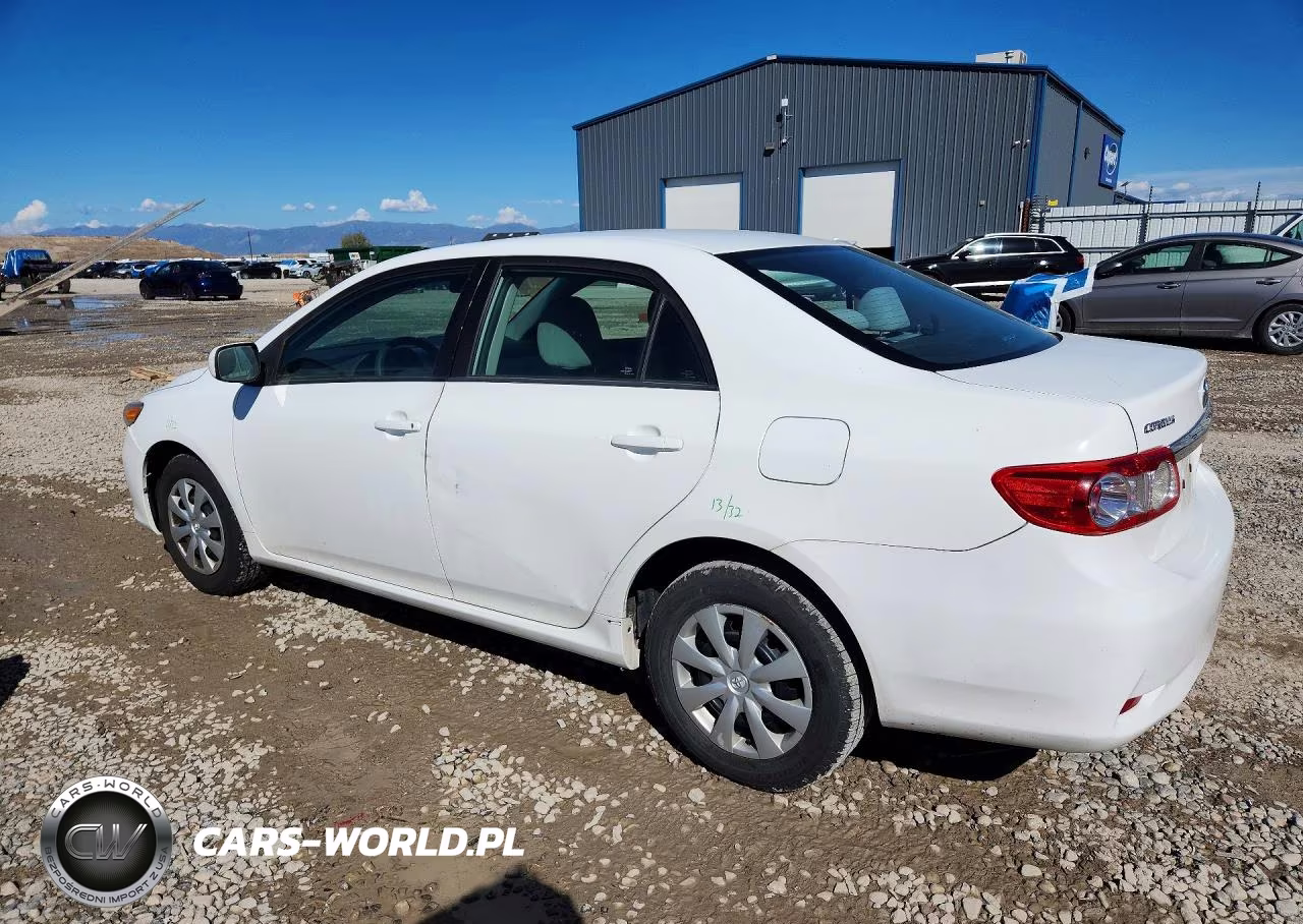 2011 Toyota Corolla Le VIN:2T1BU4EE4BC633022 - 2