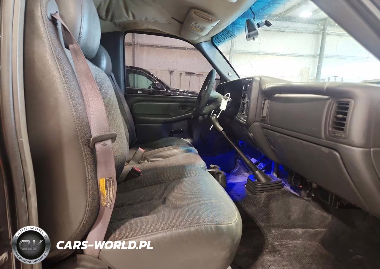 2003 Chevrolet Silverado C1500 VIN:1GCEC14XX3Z358507 - 10