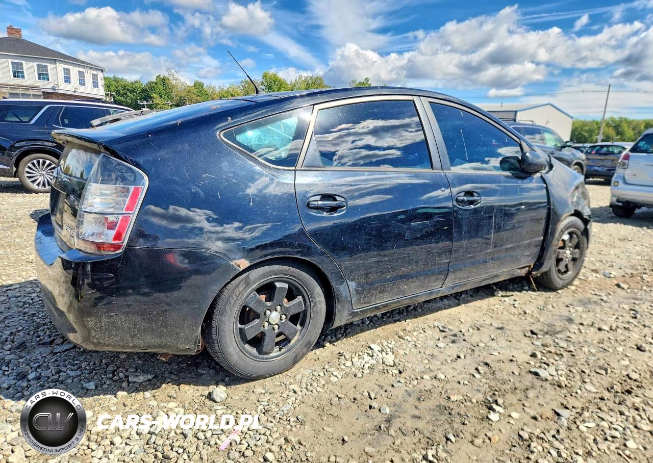 2005 Toyota Prius Base VIN:JTDKB20U453036538 - 3