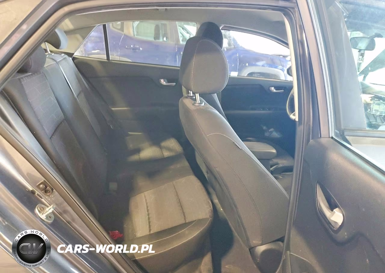 2020 Kia Rio S VIN:3KPA24AD6LE337923 - 10