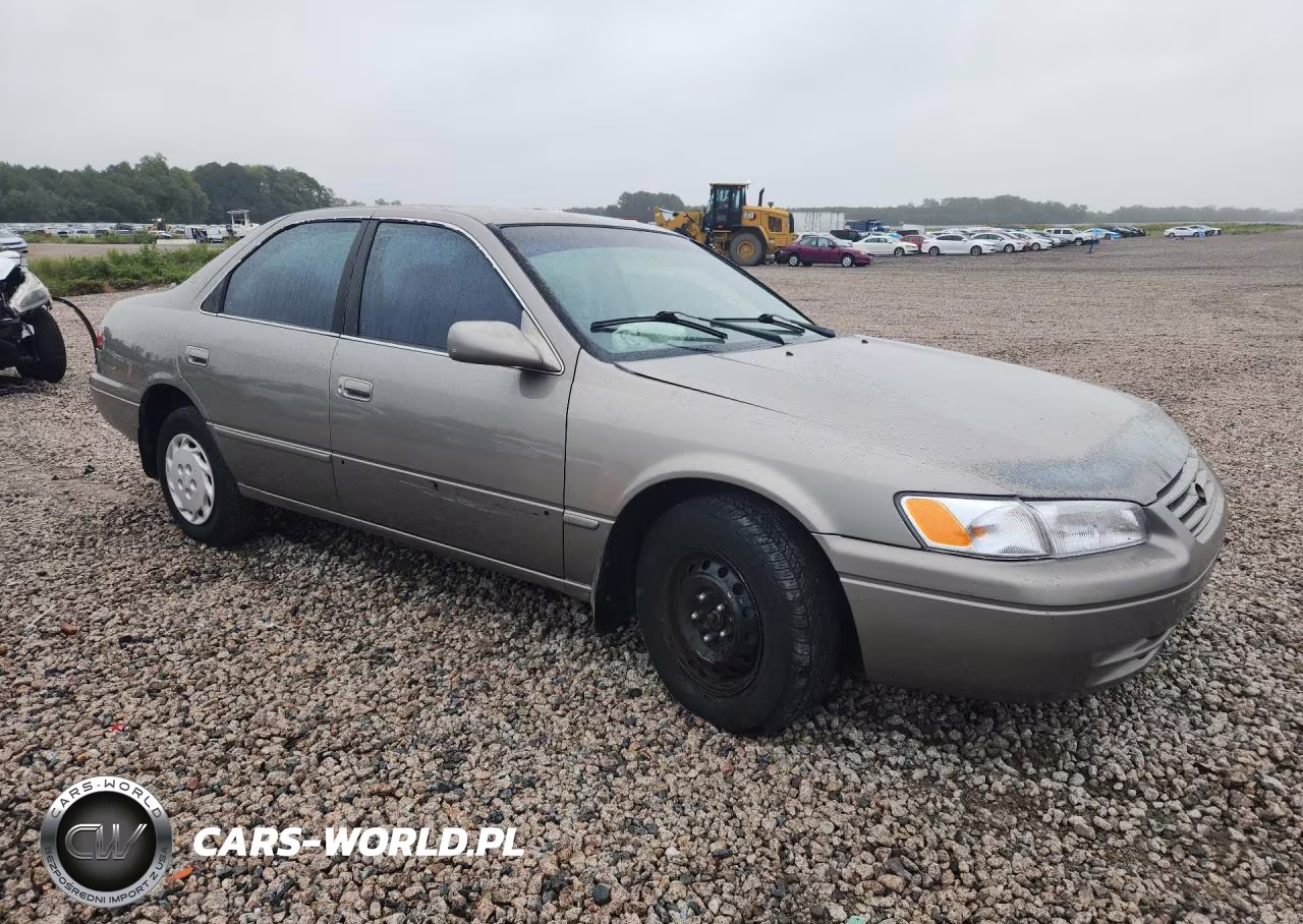 1998 Toyota Camry Le VIN:4T1BG22K4WU273115 - 4