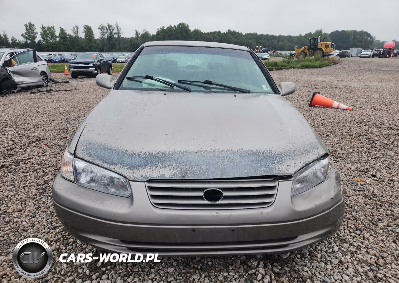 1998 Toyota Camry Le VIN:4T1BG22K4WU273115 - 5