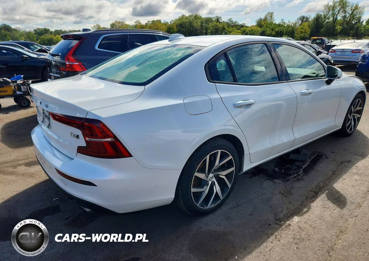 2020 Volvo S60 T6 Momentum VIN:7JRA22TKXLG048366 - 3