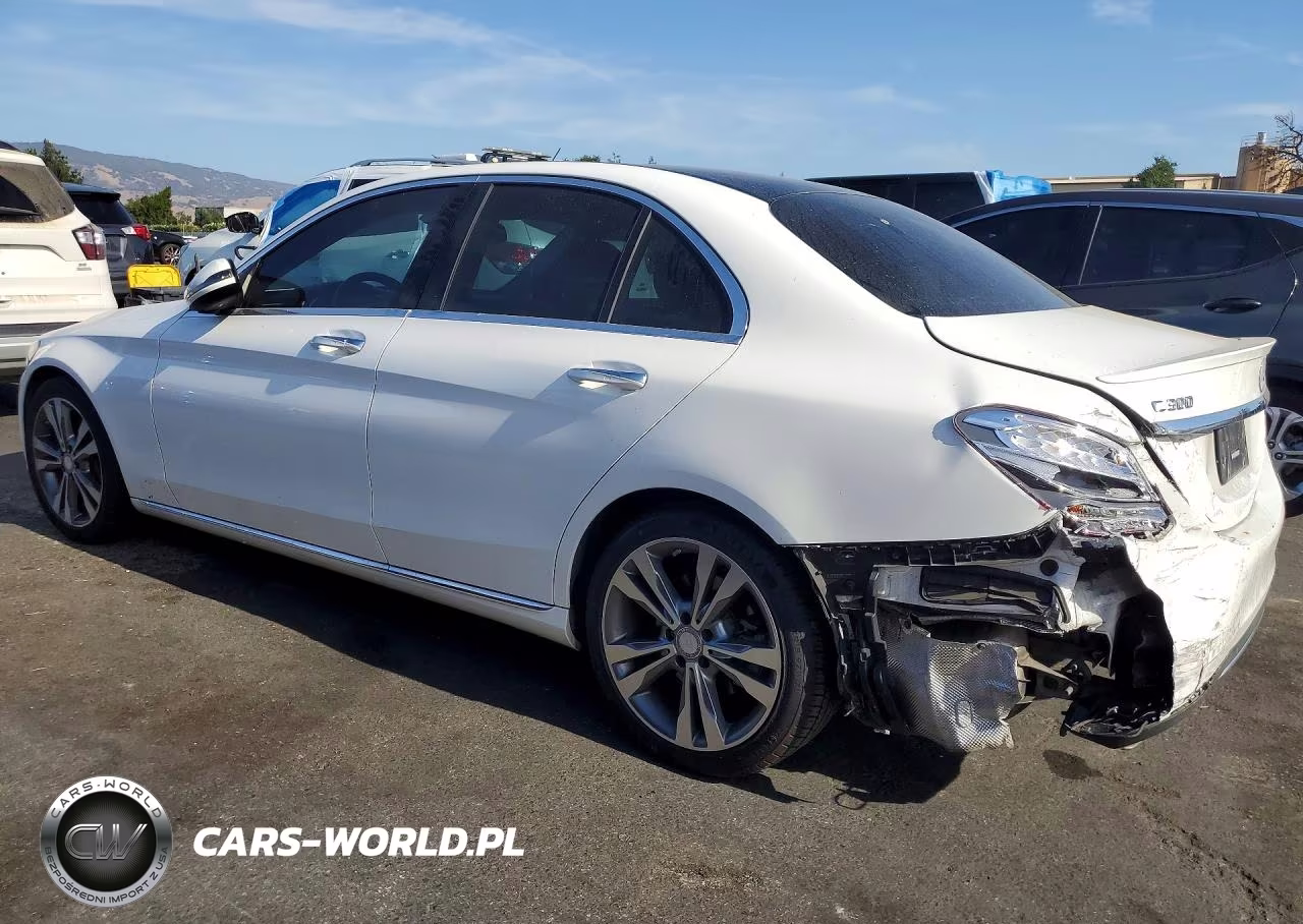 2016 Mercedes-Benz C 300 VIN:55SWF4JB8GU114967 - 2