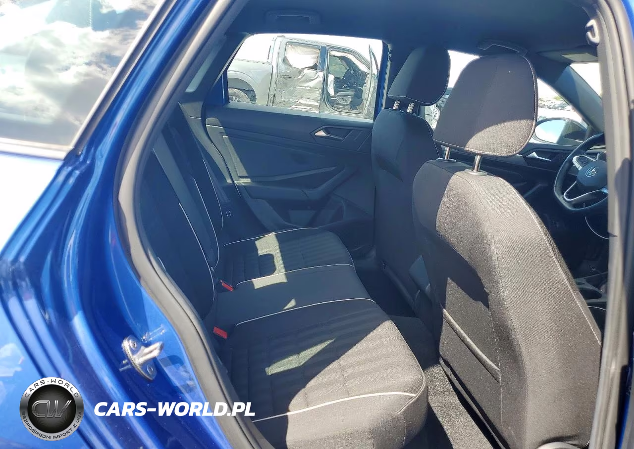 2023 Volkswagen Jetta Sport VIN:3VWBM7BU9PM018507 - 10