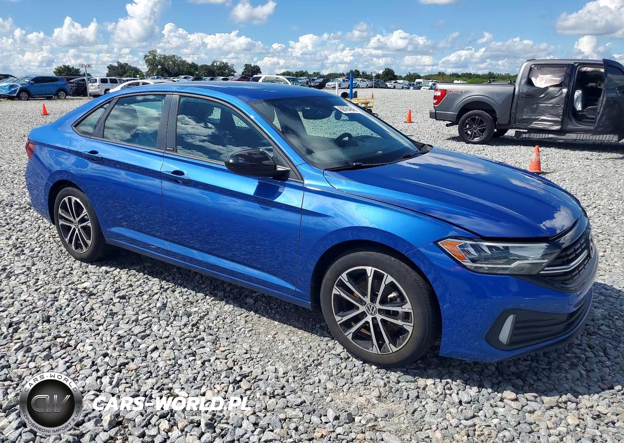 2023 Volkswagen Jetta Sport VIN:3VWBM7BU9PM018507 - 4